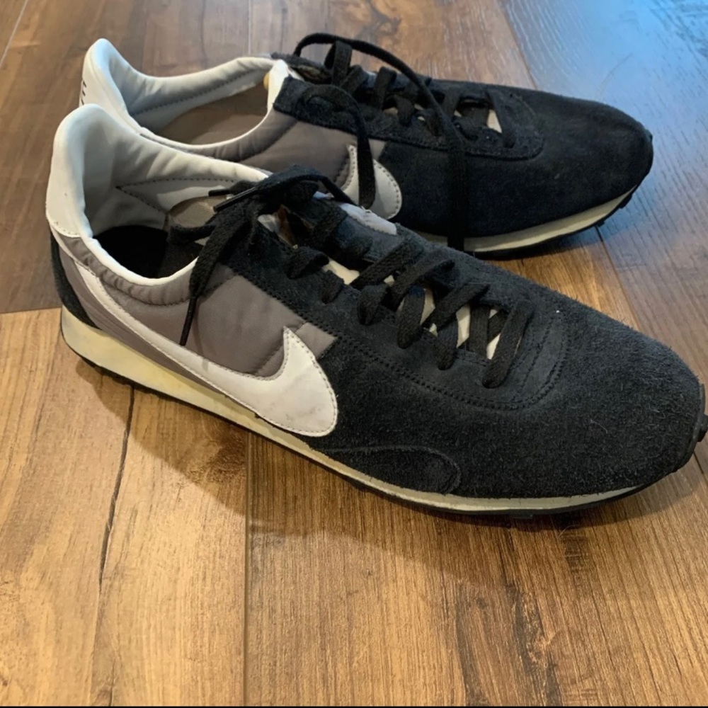 Nike men’s retro shoes, size 12